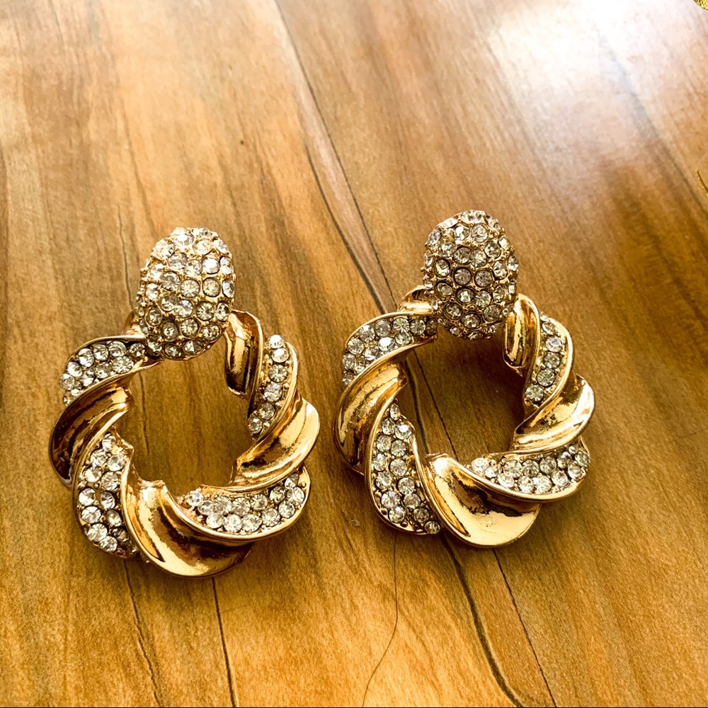 Hazel’s Earrings